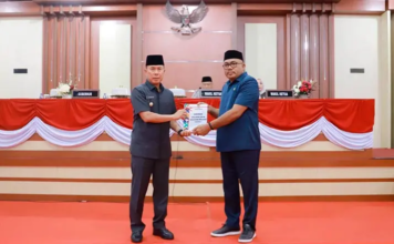 Ekonomi Sultra Tumbuh 6,23 Persen, Gubernur Sampaikan Rancangan Perubahan Anggaran 2026 Ekonomi Sultra Tumbuh 6,23 Persen, Gubernur Sampaikan Rancangan Perubahan Anggaran 2026