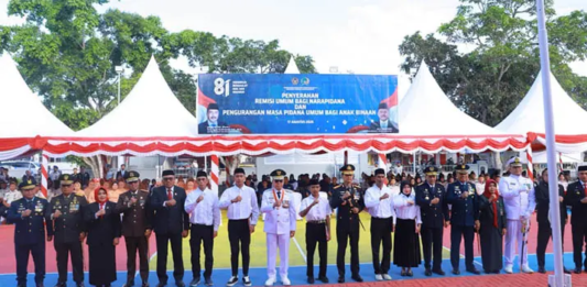 1.943 Warga Binaan di Sultra Terima Remisi HUT RI ke-81, 18 Langsung Bebas 1.943 Warga Binaan di Sultra Terima Remisi HUT RI ke-81, 18 Langsung Bebas