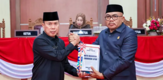 Gubernur Sultra Sampaikan Perubahan APBD 2026, Pendapatan Daerah Naik Rp505 Miliar Gubernur Sultra Sampaikan Perubahan APBD 2026, Pendapatan Daerah Naik Rp505 Miliar