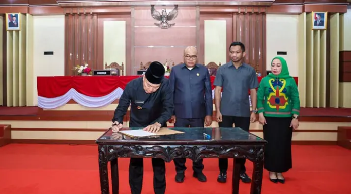 Perubahan APBD Sultra 2026 Disepakati, Gubernur Tekankan Anggaran Tepat Sasaran Perubahan APBD Sultra 2026 Disepakati, Gubernur Tekankan Anggaran Tepat Sasaran