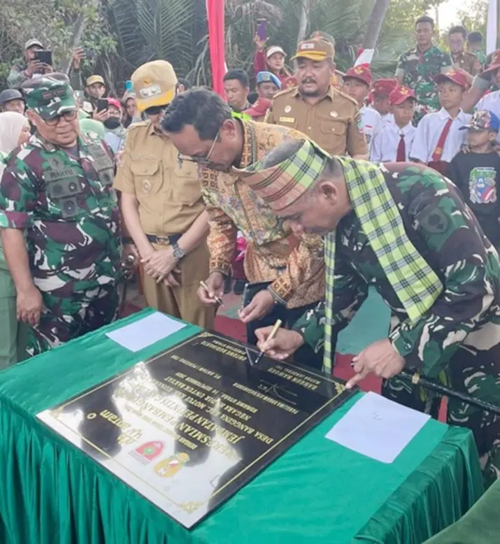 Kolaborasi ANTAM, TNI dan Pemda Konut, Jembatan Perintis Garuda Resmi Digunakan Warga Banggina