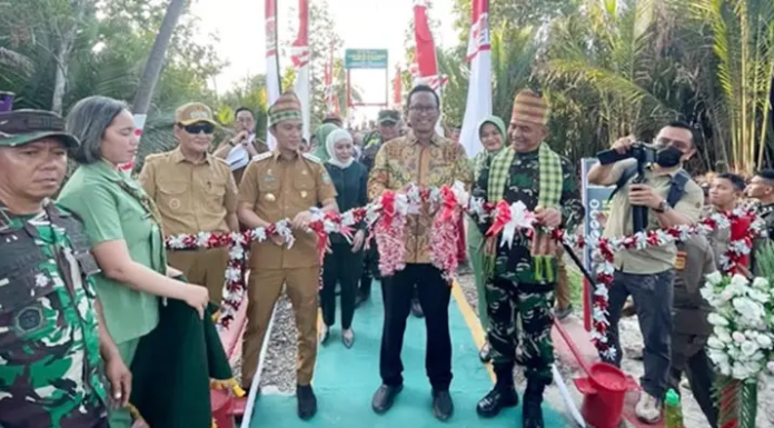 Kolaborasi ANTAM, TNI dan Pemda Konut, Jembatan Perintis Garuda Resmi Digunakan Warga Banggina Kolaborasi ANTAM, TNI dan Pemda Konut, Jembatan Perintis Garuda Resmi Digunakan Warga Banggina
