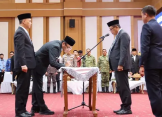 Wagub Sultra Kukuhkan Eko Hery Winarno sebagai Kepala Perwakilan BPKP Wagub Sultra Kukuhkan Eko Hery Winarno sebagai Kepala Perwakilan BPKP