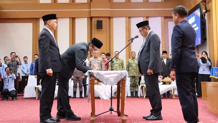 bpkpsultra Wagub Sultra Kukuhkan Eko Hery Winarno sebagai Kepala Perwakilan BPKP