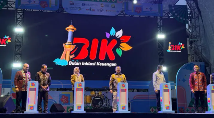 Leni Surunuddin Dorong Akses Keuangan Menjangkau Pelosok Sultra Leni Surunuddin Dorong Akses Keuangan Menjangkau Pelosok Sultra