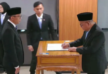 Mendiktisaintek Lantik Prof Takdir Saili sebagai Rektor UHO Periode 2026–2030 Mendiktisaintek Lantik Prof Takdir Saili sebagai Rektor UHO Periode 2026–2030
