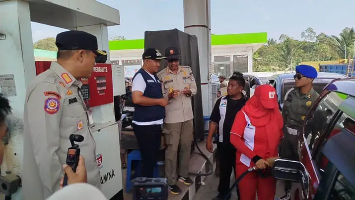 spbu_puuwatu Sidak SPBU Puuwatu, Wawali Kendari Temukan Pengguna Barcode Kendaraan Lain